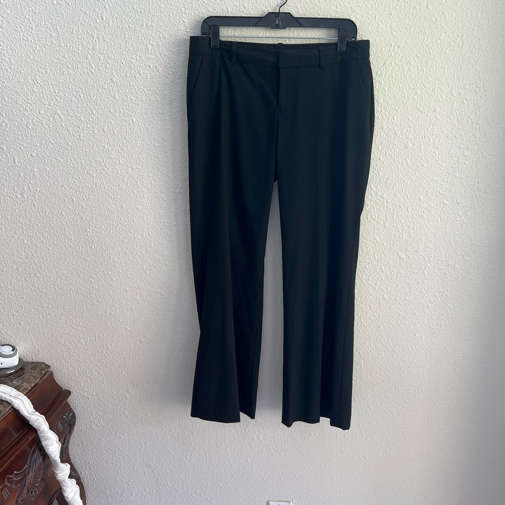 Black Pants 
Banana Republic Petites 
Size: 8P